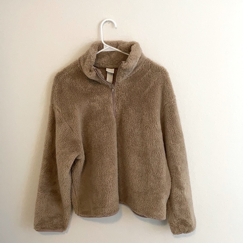 Pink/tan fluffy sweater